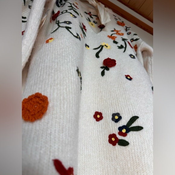 NWT Anthropologie Floral Appliqué Embroidered Cream Sweater Tunic Mini Dress - Picture 9 of 12